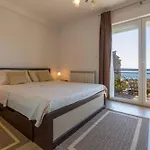 In 5538 * Crikvenica