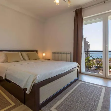 Apartment In 5538 Crikvenica