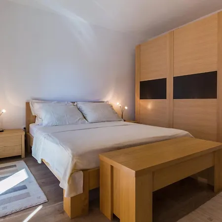 Apartament In 5538 Crikvenica