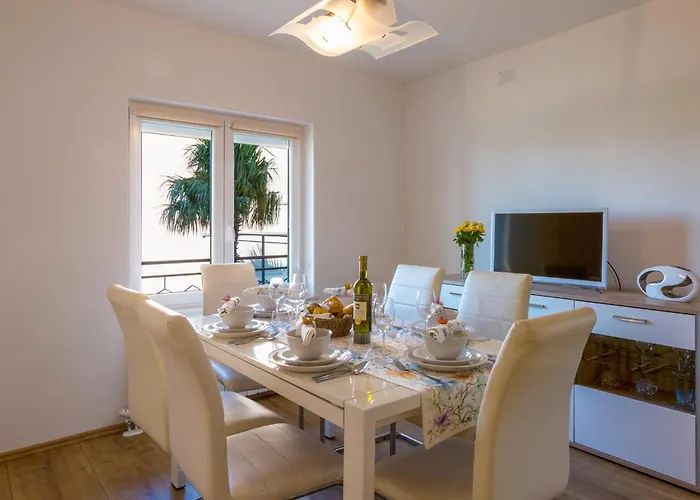 Appartement In 5538 Crikvenica