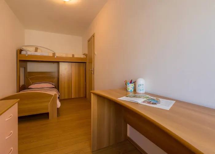 Appartement In 5538 Crikvenica